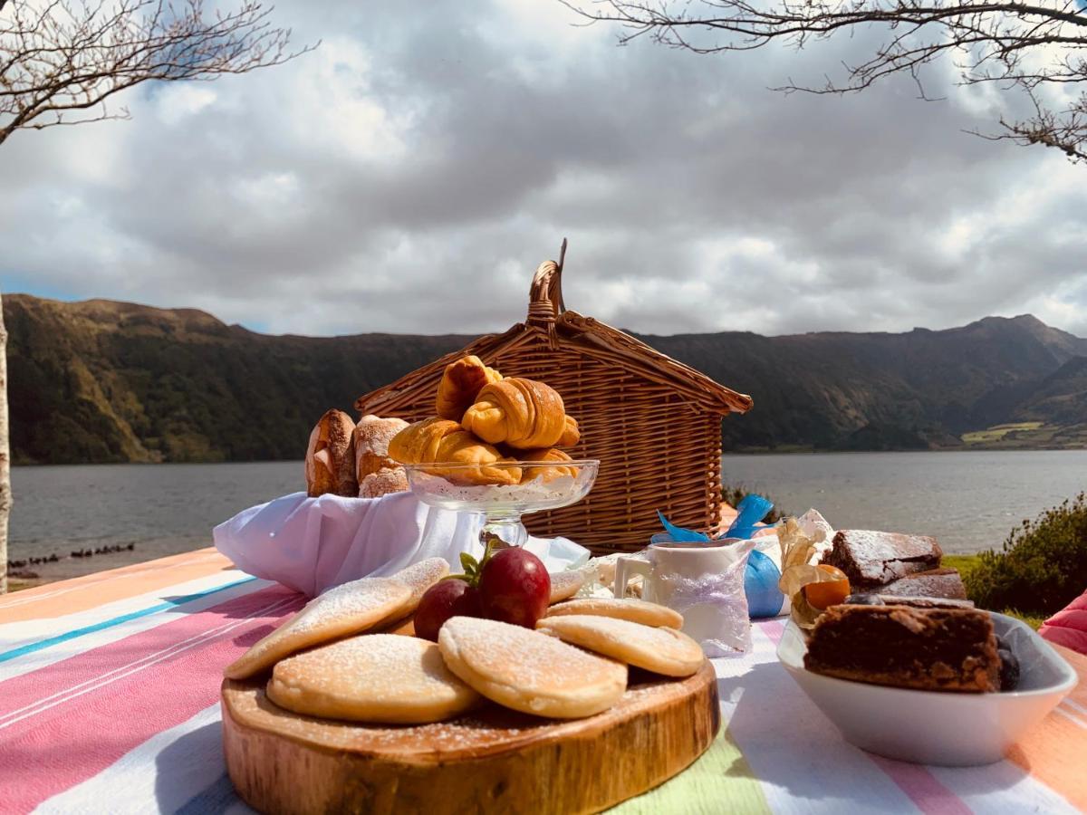Casa Do Pateo - Charming House Azores Couette-café